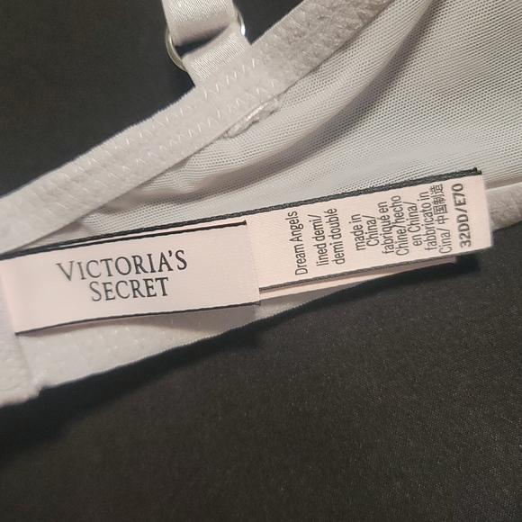 Victoria Secret Rhinestone Bra - Picture 6 of 6
